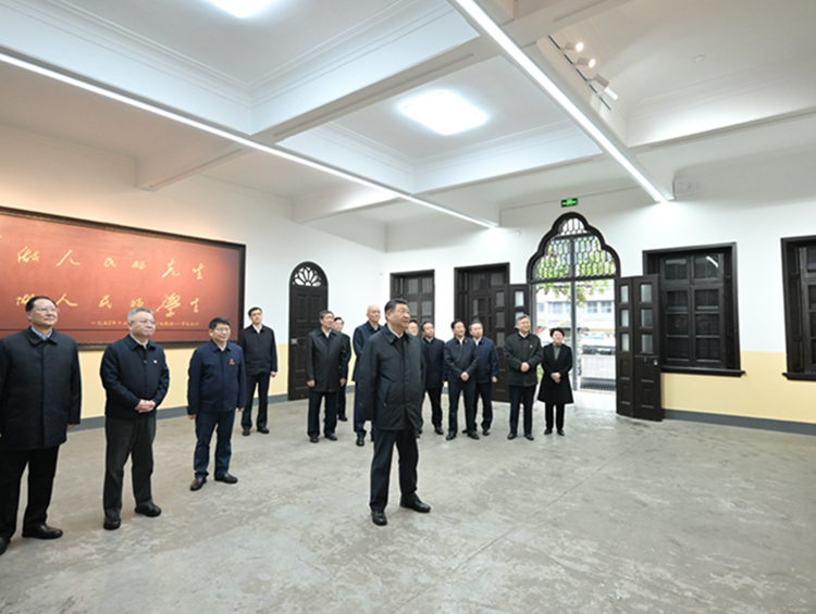 習近平：組織開展好黨紀學習教育 引導黨員干部學紀知紀明紀守紀